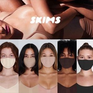 FIVE Bundle SKIMS Face Masks